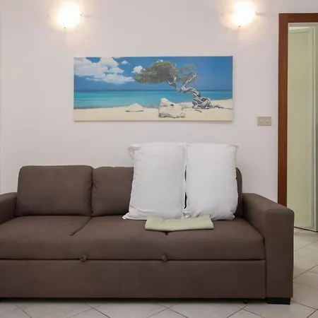 Cozy In With Wifi And Ac شقة *